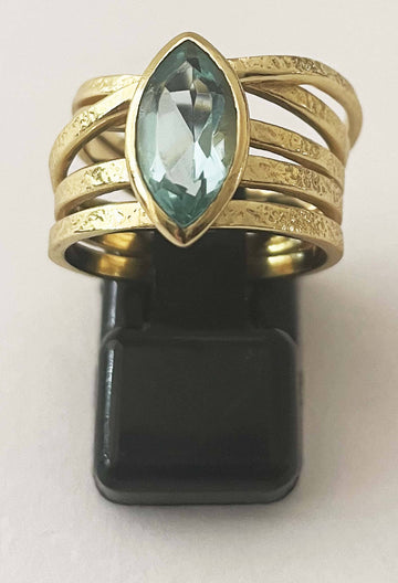 Mesmerising Gemstone Ring Ring Gems and Craft Blue Topaz 7 