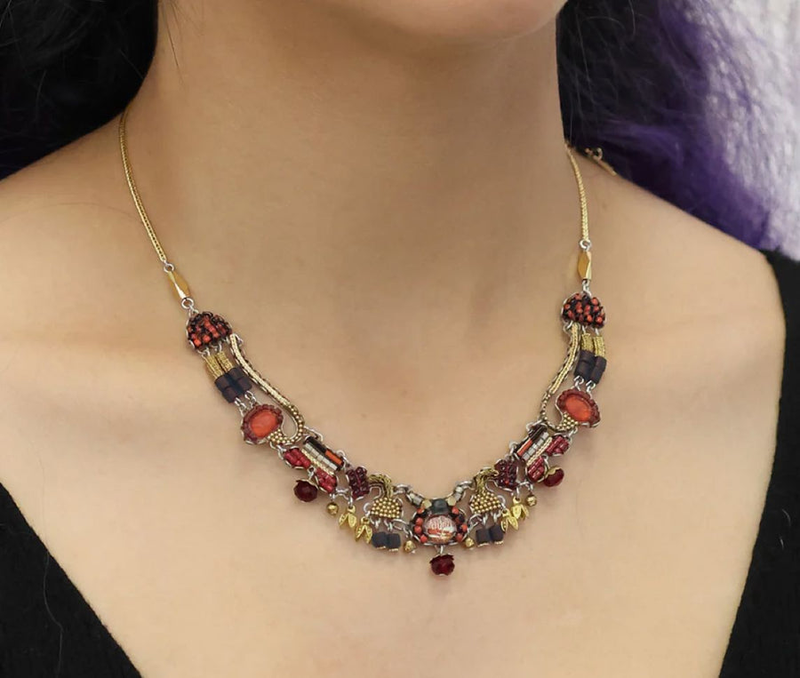 Noble Wine Scarlet Necklace Necklace Ayala Bar 